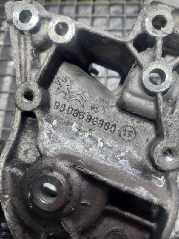Suport compresor Peugeot Citroen cod 9808696880 1.5 Bluehdi euro 6 YHY