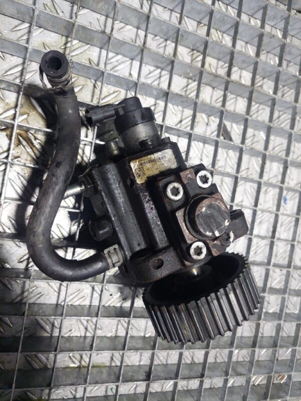 Pompa injectie inalta presiune Opel Insignia 2.0 DTI cod 55574632 0445010248