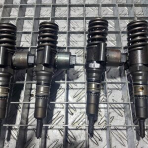 Injector Volkswagen Audi Skoda Seat 2.0 TDI cod 03G130073G+ 0414720404
