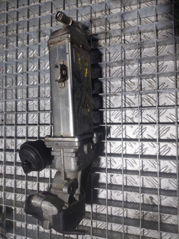 Racitor gaze cu EGR Volkswagen Audi Seat Skoda cod 03l131512BJ 1.6 CAY