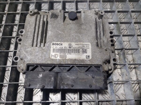 ECU Calculator Motor Opel Zafira 1.9 CDTI 0281014452 55566279