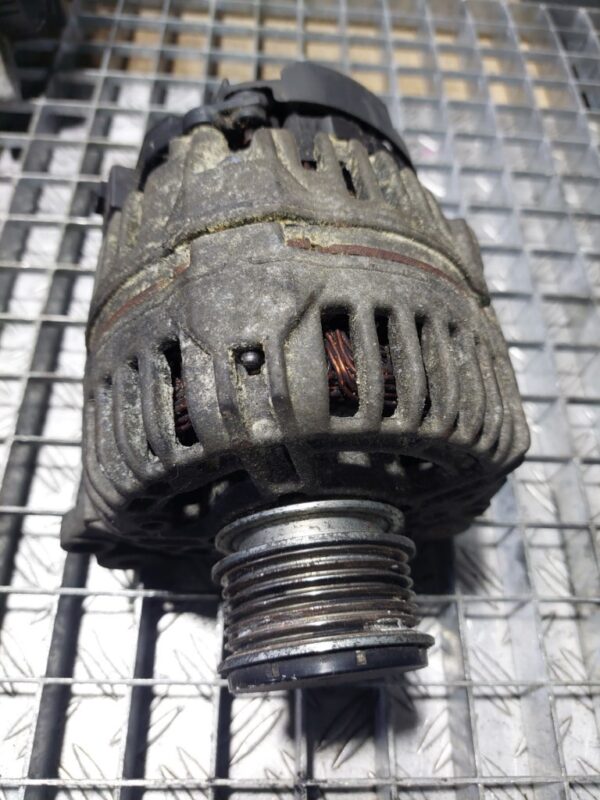 Alternator 2.5 TDI VW Crafter an 2006 - 2011 cod 06F903023D  0124325130