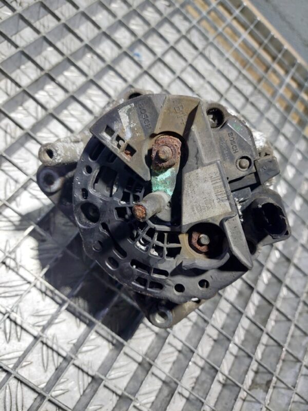 Alternator cod 0124325178 Bosch 110A