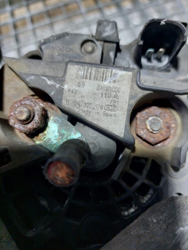Alternator cod 0124325178 Bosch 110A