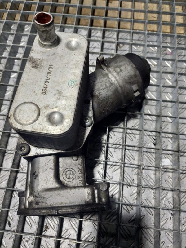 Termoflot caracsa filtru ulei cod 6740373126 BMW X5 E70 motor M57D30