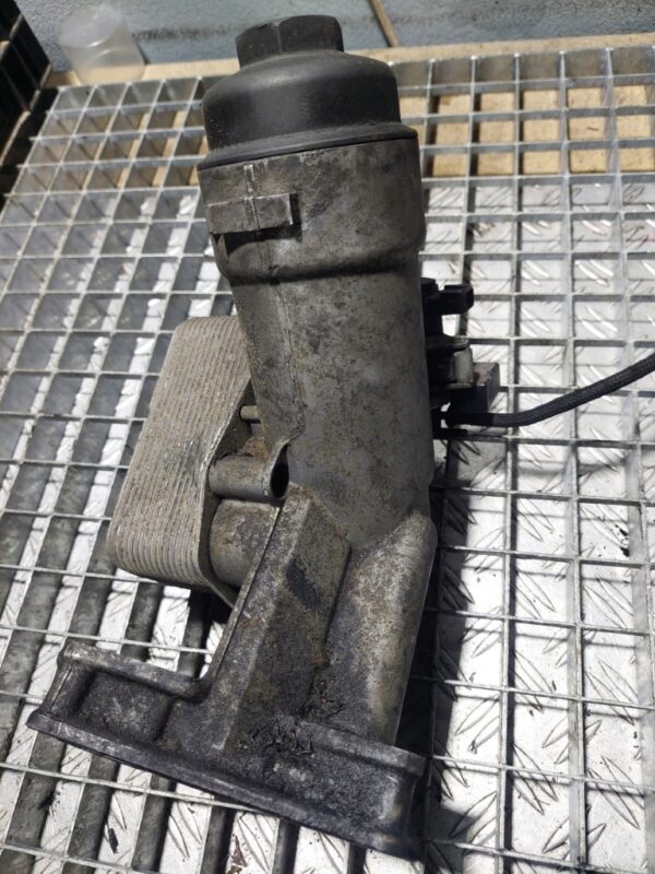 Termoflot caracsa filtru ulei cod 6740373126 BMW X5 E70 motor M57D30