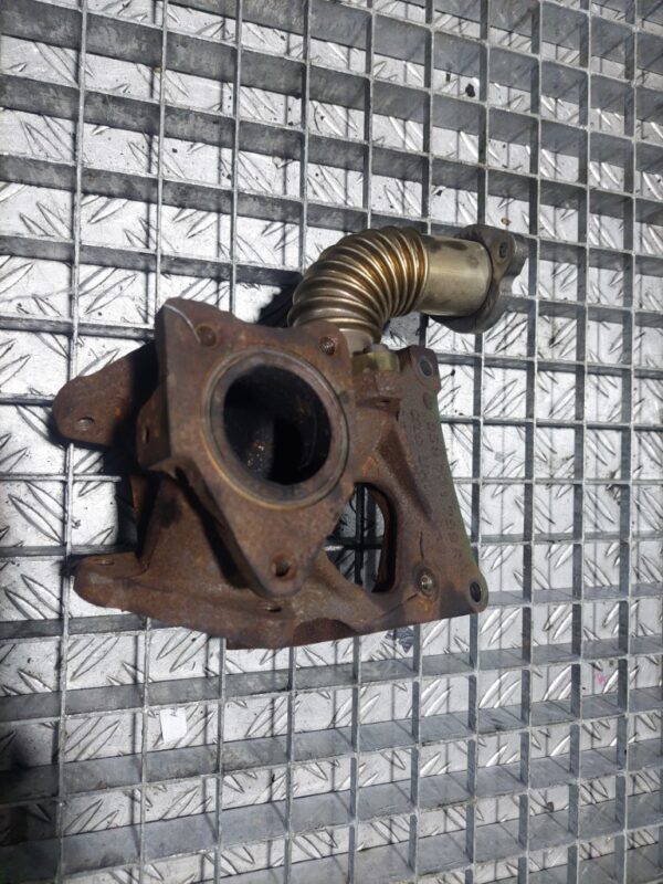 Colector galerie evacuare cu conducta EGR 2.7 3.0 tdi CDYA Audi A6 cod 059131799R
