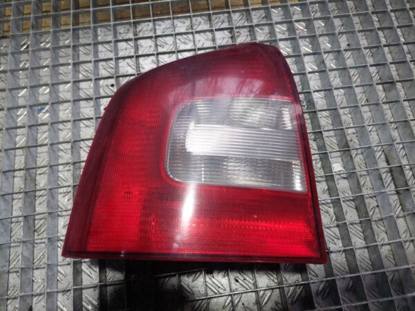 Stop stanga complet cu soclu cod 275901AH4 Skoda Octavia 2 [facelift] [2008 - 2013]