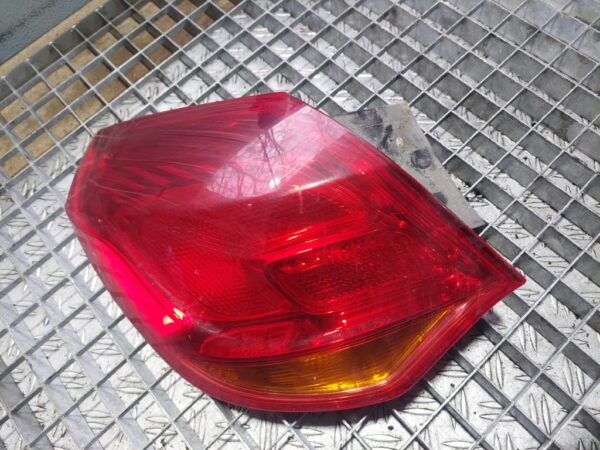 Stop stanga spate Opel Astra J an 2012 HATCHBACK
