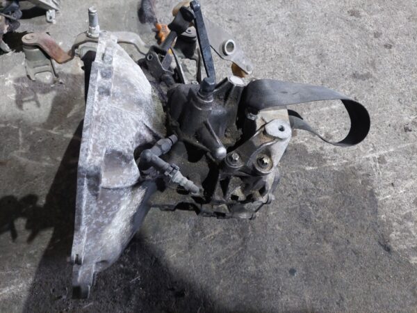 Cutie viteze Opel Corsa D 1.2 Benzina cod 55565177 430669879
