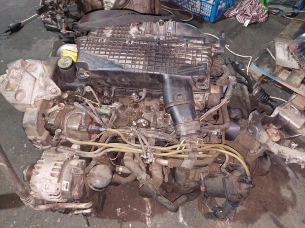Motor fara anexe Renault Clio 2 1.5 dci cod motor: K9KA704