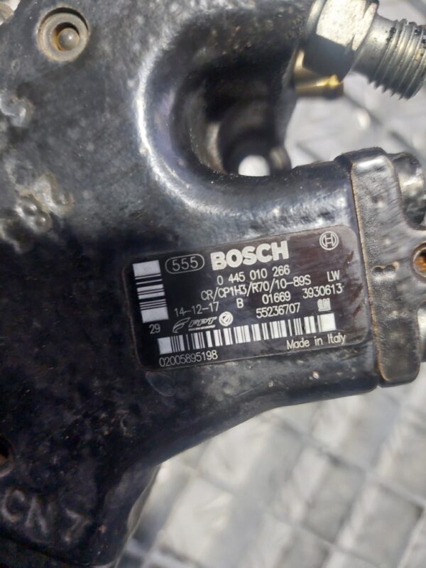 Pompa injectie inalta Alfa Romeo Fiat Lancia 1.3 JTD euro 5 cod 55236707