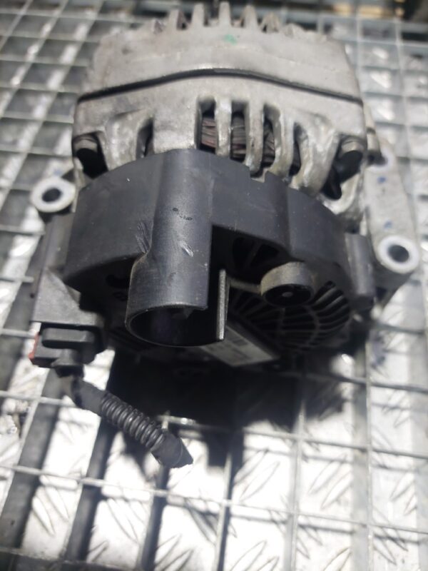 Alternator Alfa Romeo Fiat 500 1.3 JTDM cod motor 199B4000 84 CP cod 51984058