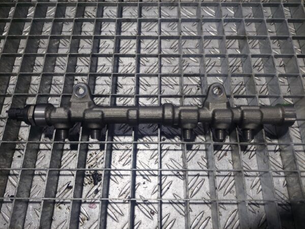 Rampa injectoare completa Fiat Alfa Romeo Lancia cod 55234437 0445214217