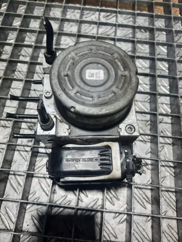 Pompa ABS Peugeot 208 Citroen C3 C4 cod 9813805280 ESC