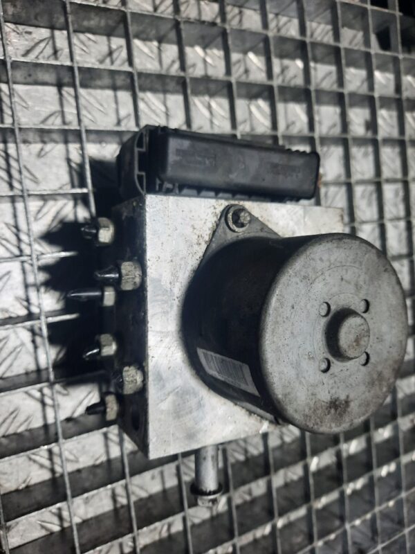 20250114_191806 Pompa ABS MINI TRW cod 54086364A 17723708 18186311-A