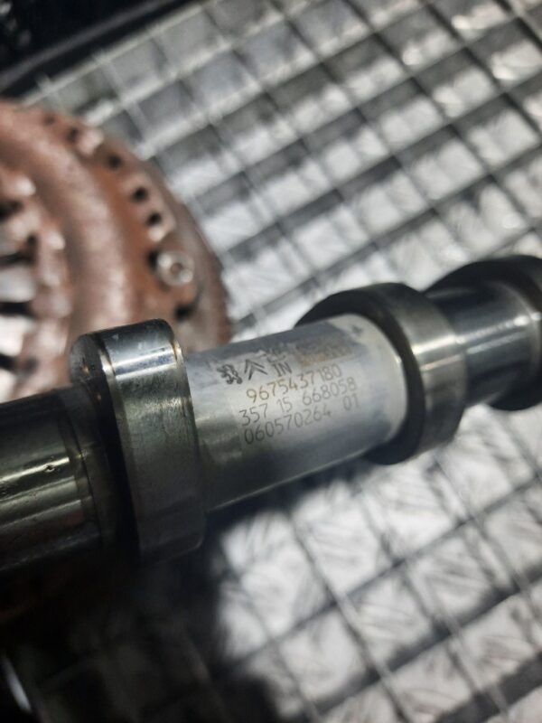 20250114_194548 Ax came cu fulie defazoare cod 9675437180 Peugeot Citroen 1.0 VTI cod motor HM01