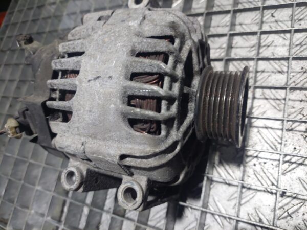 Alternator Opel Astra J Facelift Zafira C 2014 1.6 Cdti Cod 2618063A 13586366
