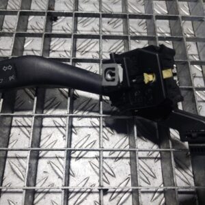 Maneta semnalizare Volkawagen Seat Skoda  Audi  cod 1K0953513E Q1