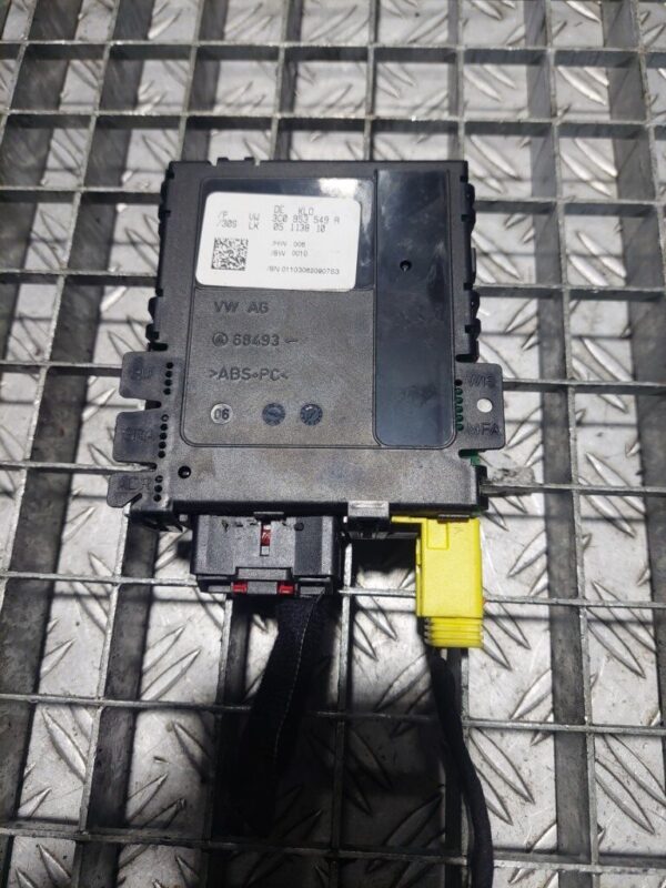 20250122_173351-rotated-1.jpg Calculator coloana directie volkswagen cod 3co953549a