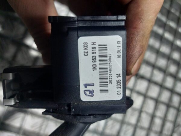 Maneta stergator parbriz Volkswagen Skoda Seat  cod 1k0953519h