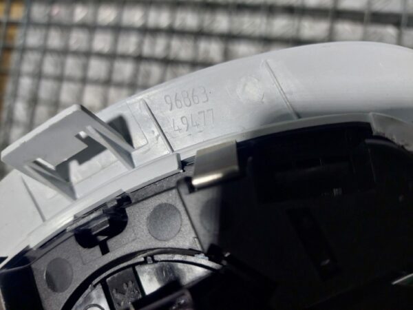 20250128_182227.jpg Plafoniera cu rama Peugeot 508 cod 9686349477
