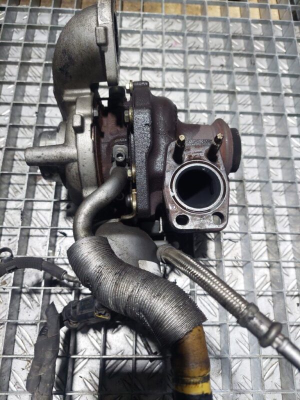 Turbosuflanta Peugeot Citroen cod 9696120680-06 8062912 806291-0002