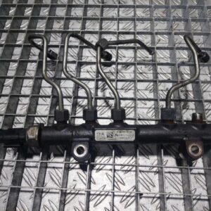 Rampa injectoare Ford Peugeot Citroen 1.6 HDi cod 9685297580