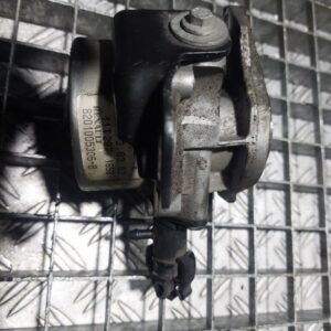 Pompa vacuum Dacia Renault 1.5 DCi k9K770 cod 8201005306-B