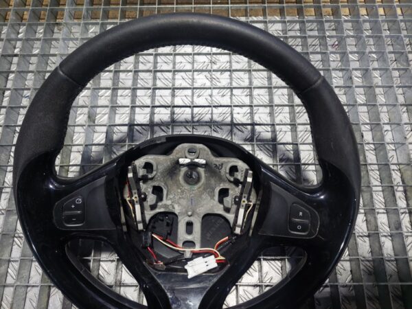 Volan Din Piele Cu Comenzi Renault Capture 2015 cod 985105453R