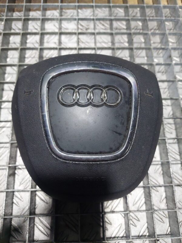 Airbag volan Audi A4 A6 A5 cod 8K0880201A