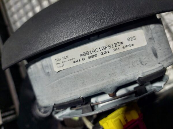Airbag volan Audi A6 C6 cod 4F0880201BH