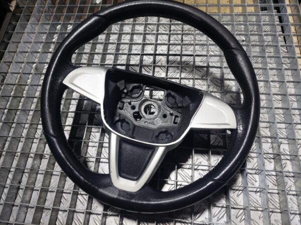 Volan piele Seat Ibiza 5 (6J5) cod 6J0419091