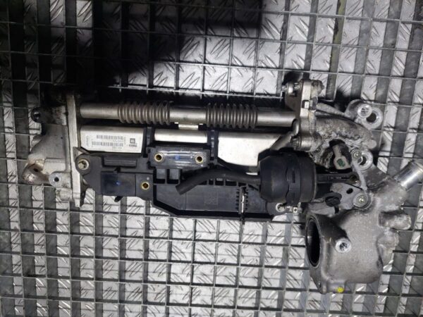 Racitor gaze Valeo Opel Astra Zafira 1.6 CDTI cod  MM1136G