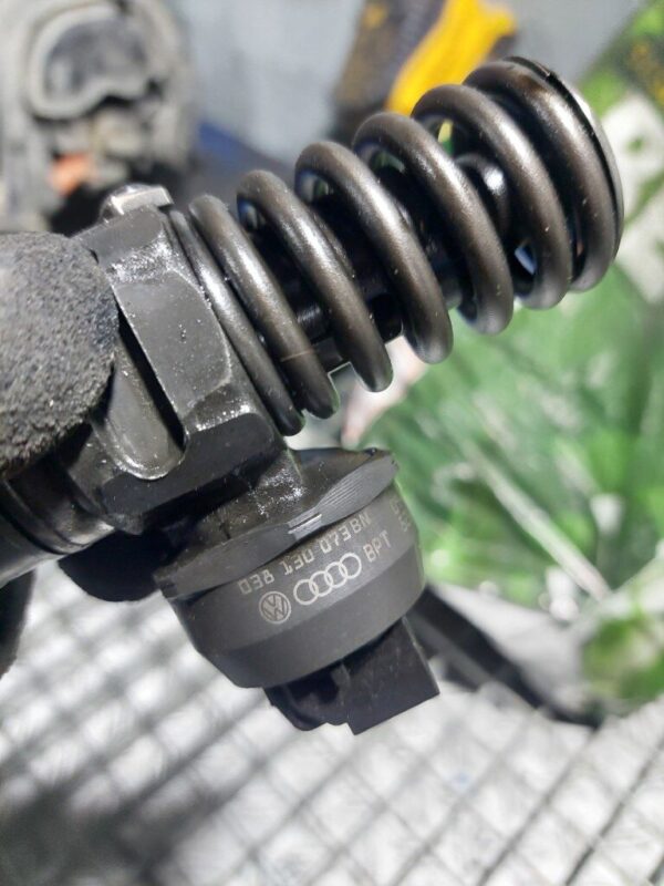 Injector Audi Volkswagen Skoda 1.9 TDi cod 038130073BN