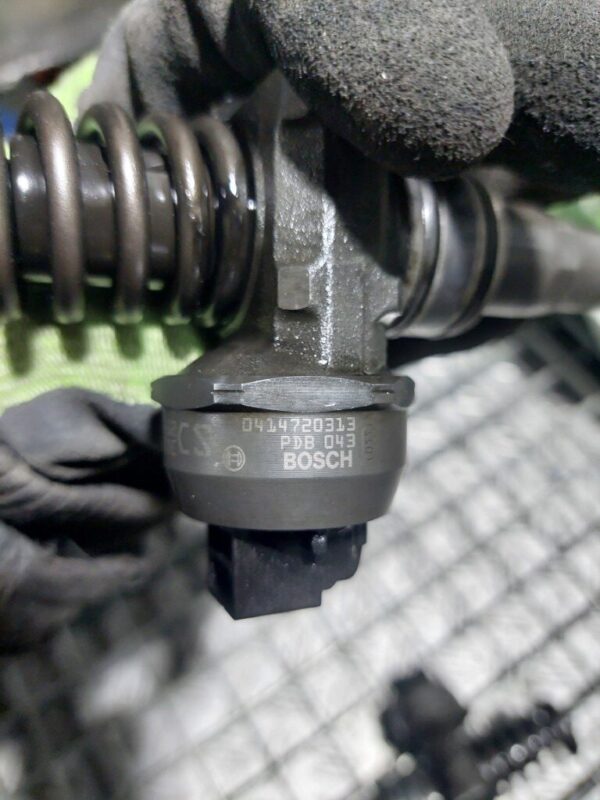 Injector Audi Volkswagen Skoda 1.9 TDi cod 038130073BN