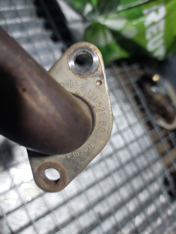 20250203_185402-rotated-1.jpg Conducta gaze EGR Volkswagen 1.9 TDi T5 cod 038131521BD