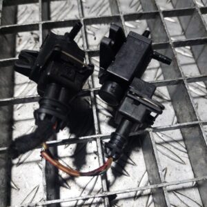 Supapa vacuum Opel Astra H 1.7 cdti cod 8972882491