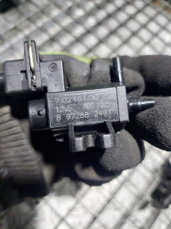 Supapa vacuum Opel Astra H 1.7 cdti cod 8972882491