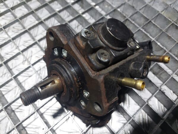 Pompa inalta presiune Chevrolet Opel 2.0 tdi cod 0445010142 / 96440341