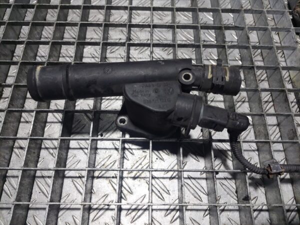 Flansa apa Volkswagen Seat Audi Golf 5 2.0 tdi cod 038121132g