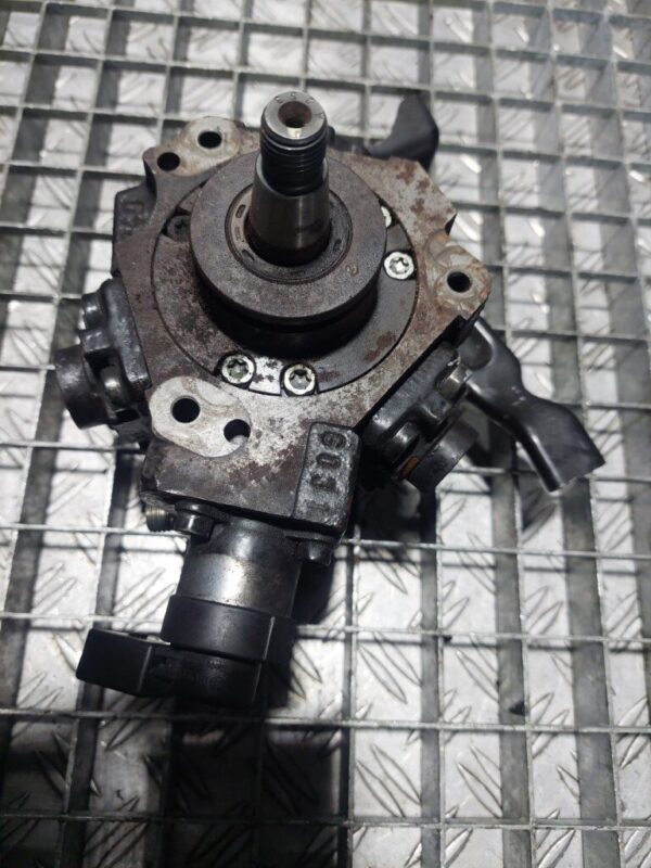 Pompa de inalta presiune Audi A4 A6 Q7 Touareg 2.7 3.0 TDi cod 059130755S / 0445010154