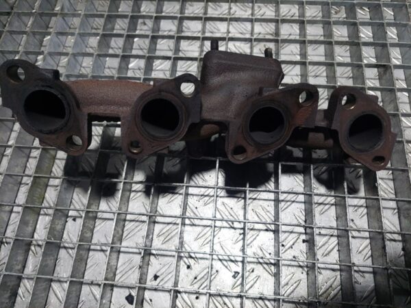 Galerie evacuare Audi A4 A5 A6 Q5 2.0 tdi cod 03L253033