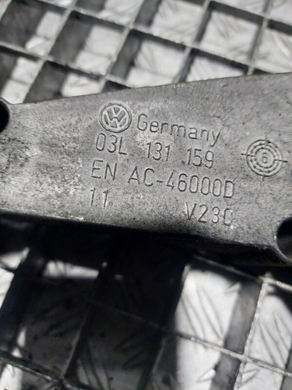 Suport racitor gaze Audi A6 A4 A5 Seat Exeo 2.0Tdi cod 03L131159