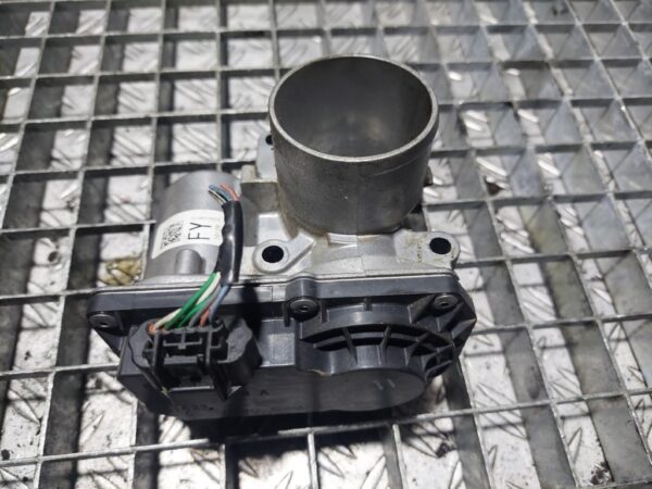 Clapeta acceleratie Renault Twingo III Smart ForFour  1.0 B cod 161203912R
