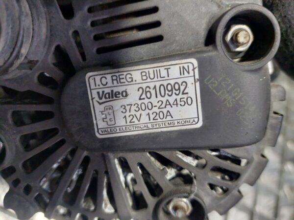 20250206_173328-rotated-1.jpg Alternator Hyundai i20 1.2 benzina cod 37300 2a450