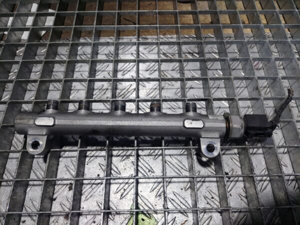 Rampa injectoare KIA Ceed 1.6 CRDi  D4FC cod 31400-2A700