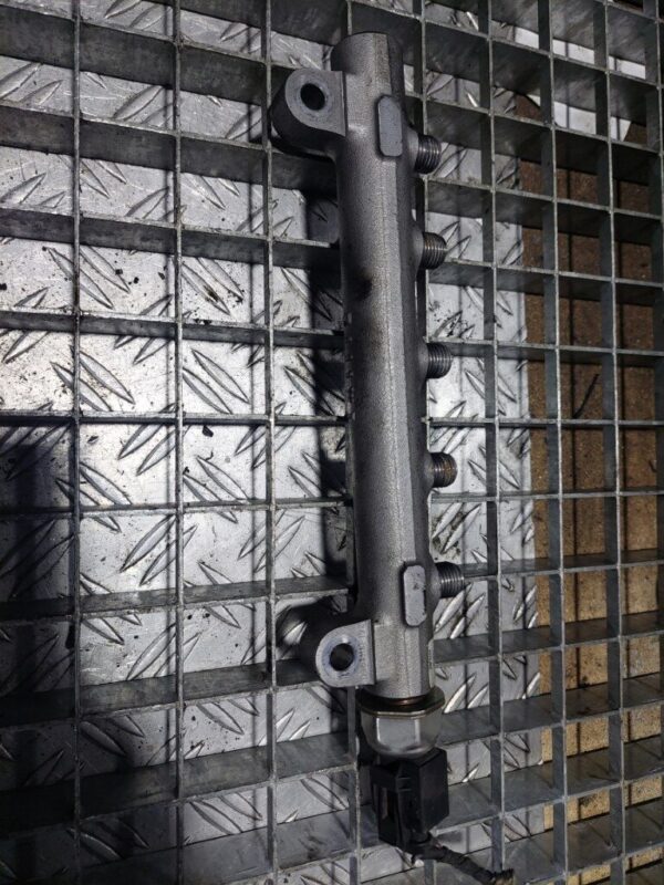 Rampa injectoare KIA Ceed 1.6 CRDi  D4FC cod 31400-2A700