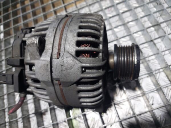 Alternator 1.5 dci euro 4 Renault Clio Megane Dacia 150A cod 0124525139