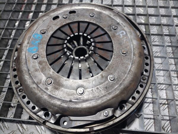 Kit ambreiaj 5+1 masa dubla Audi A4 B7 1.9 Motorina SACHS cod 3082000397